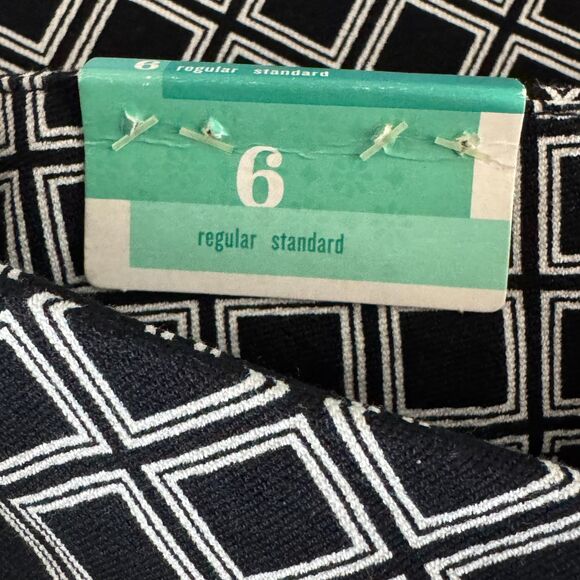 New Old Navy The Pixie Mid-Rise Geometric Ankle Pants Women's Size 6 - Picture 5 of 11